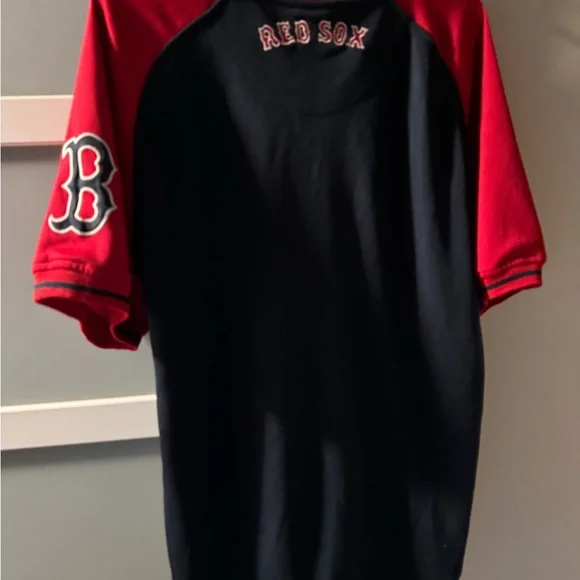 Red and Black Jersey with V-Neck - Picture 2 of 2